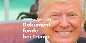Ein Bild vom grisenden damals noch Präsidenten Trump mit der Überschrift: "Dokumentenfunde bei Trump" | © 2022 Claus R. Kullak | History in HD / Unsplash | crk-respublica.de